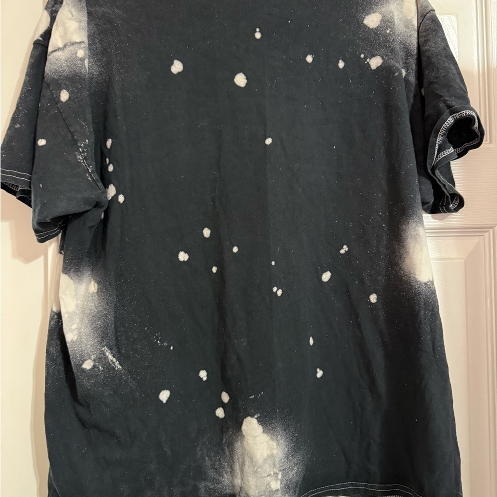 Bundle of 2 Friends Tee Shirts - Picture 7 of 9